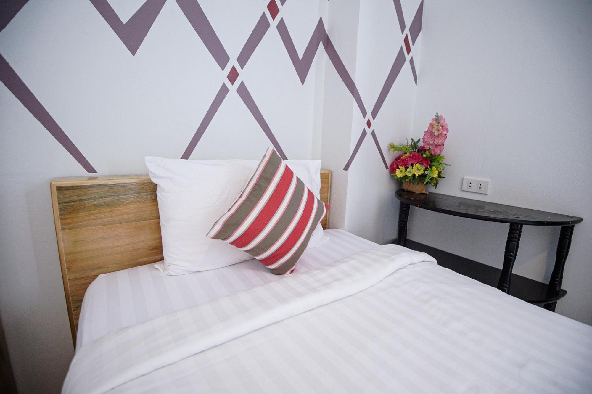 Hostel Lucky House Ko Tao Zewnętrze zdjęcie